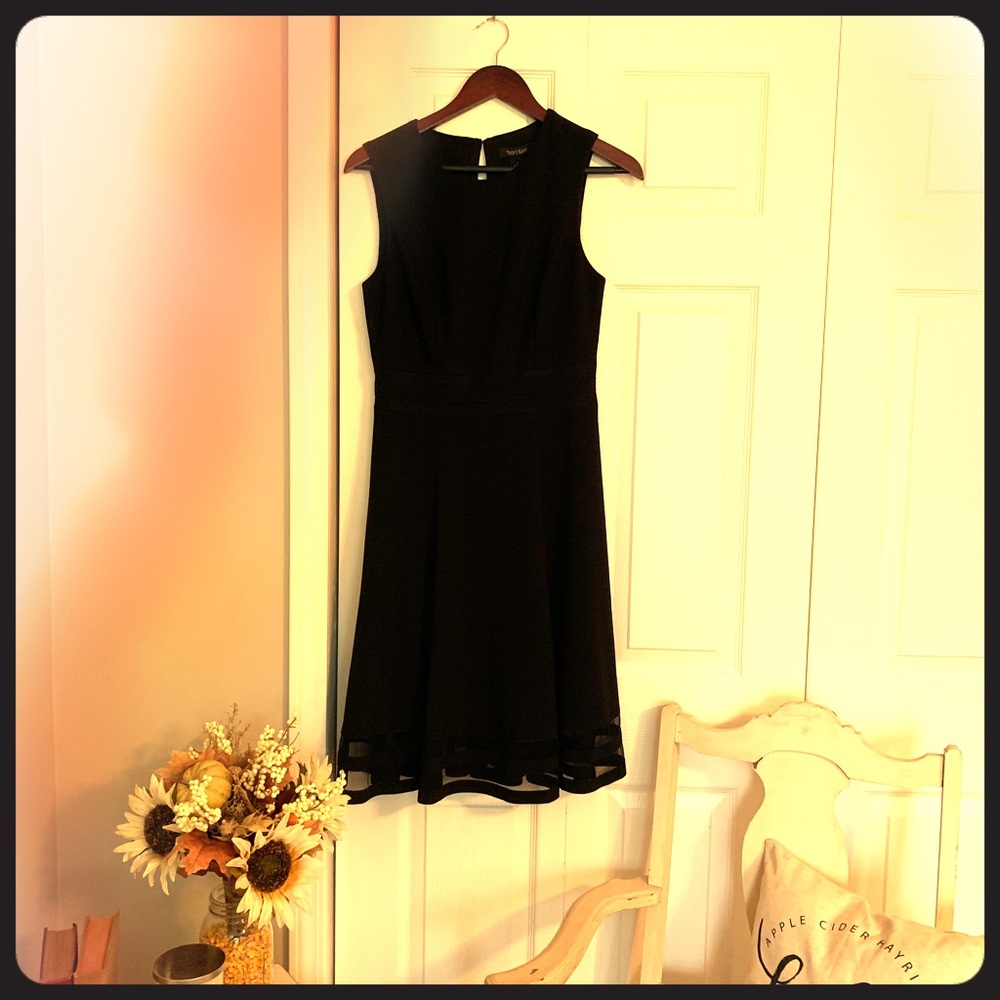 Black White House Black Market Dress